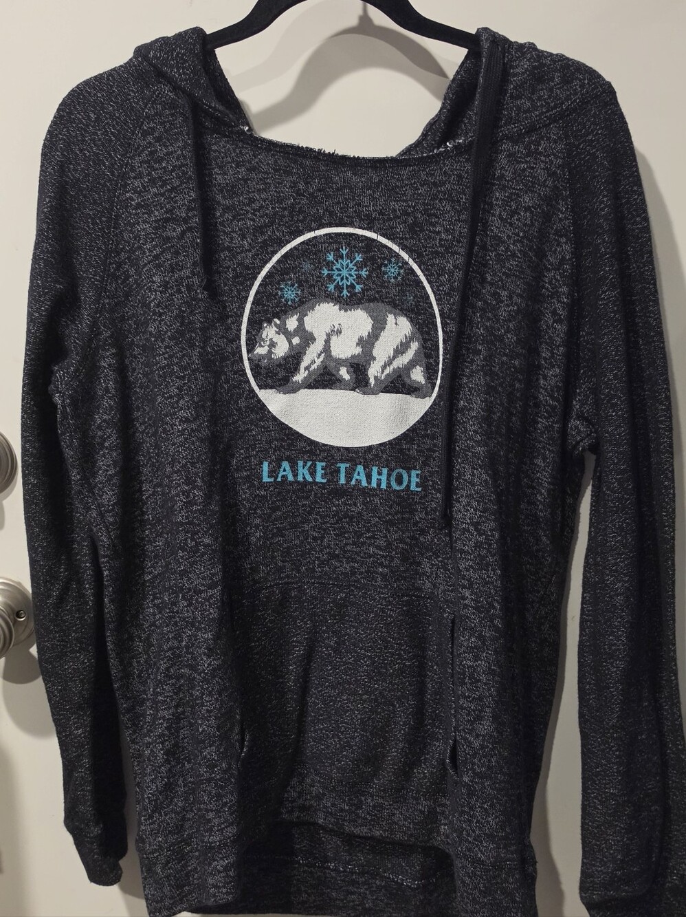 Lake Tahoe Women's Heathered Black Bear Pullover Hoodie
